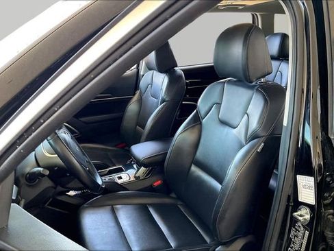 Used 2025 Kia Telluride S image 15