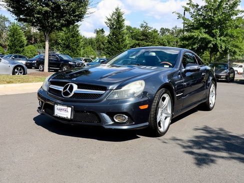 Used 2011 Mercedes-Benz SL 550 image 10