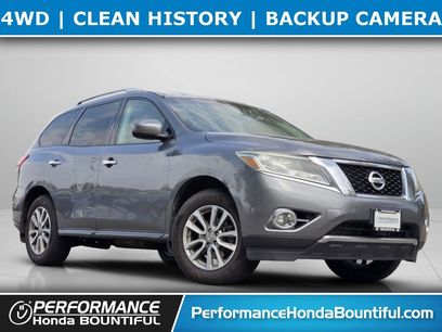 Used 2016 Nissan Pathfinder SV