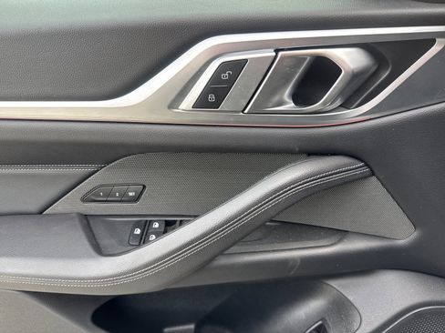 Used 2022 BMW i4 eDrive40 w/ M Sport Package image 12