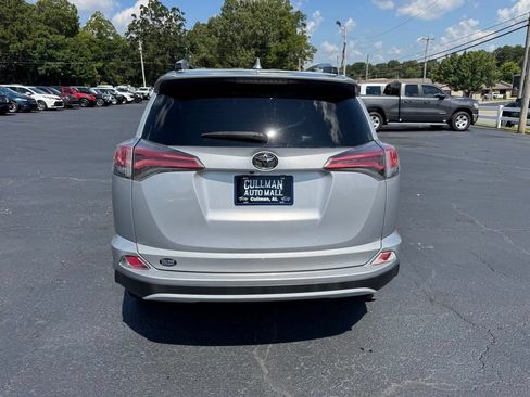 Used 2016 Toyota RAV4 XLE AWD/4WD image 7