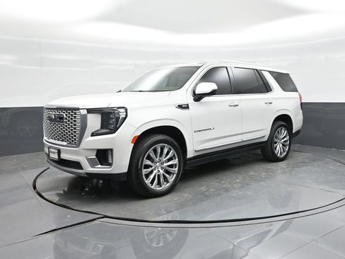 Used 2023 GMC Yukon Denali AWD/4WD image 25