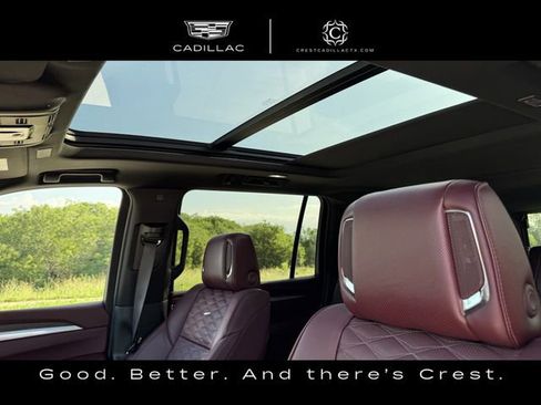 Used 2025 Cadillac Escalade ESV Premium Luxury w/ Touring Package AWD/4WD image 30