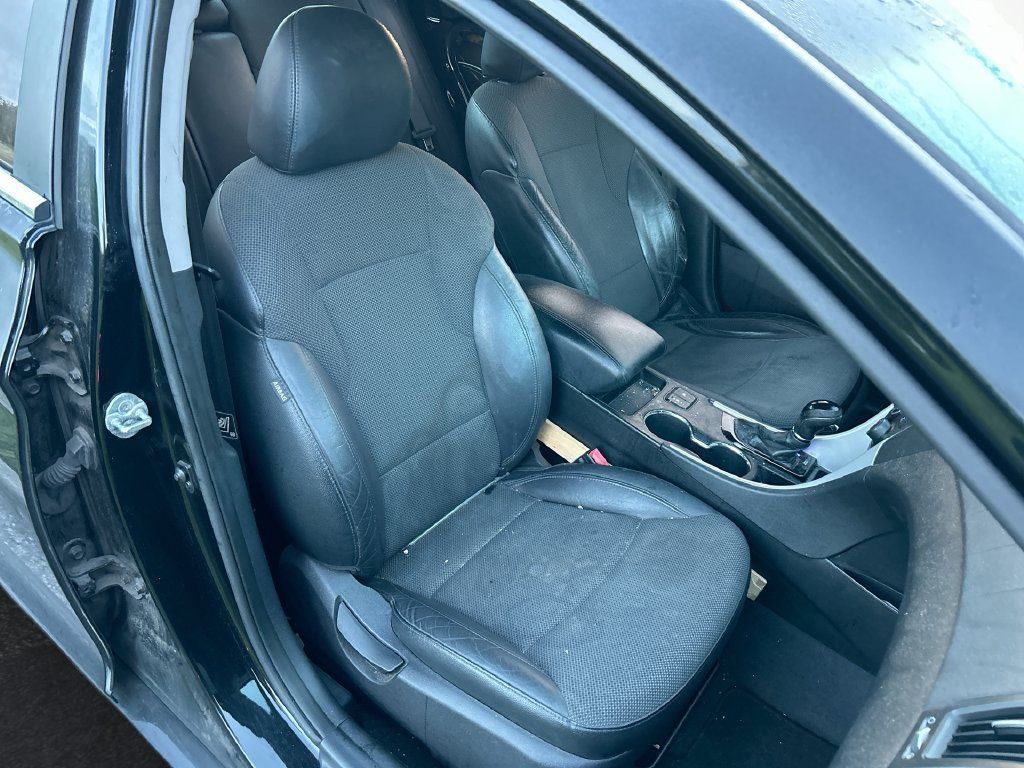 Used 2013 Hyundai Sonata SE FWD image 29