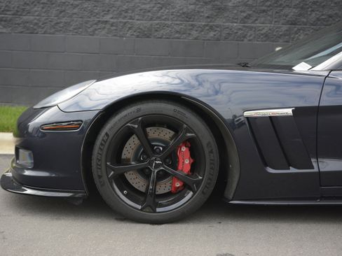 Used 2013 Chevrolet Corvette Grand Sport w/ 3LT Preferred Equipment Group image 38