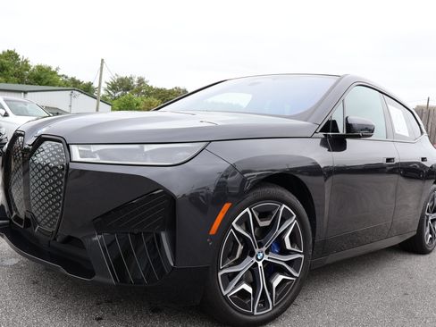 Used 2025 BMW iX M60 AWD/4WD image 1