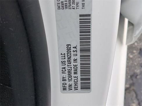 Used 2024 RAM 1500 Laramie image 38