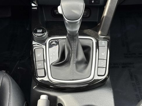 Used 2024 Kia Seltos EX AWD/4WD image 9