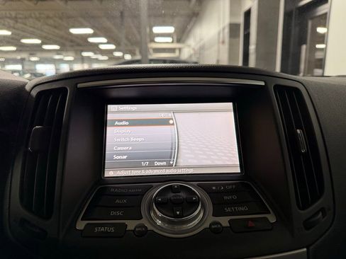 Used 2012 INFINITI G37 x w/ Premium Pkg image 12