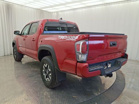 Used 2022 Toyota Tacoma TRD Off-Road w/ Technology Package AWD/4WD image 27