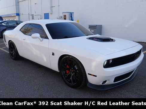 Used 2018 Dodge Challenger R/T Scat Pack image 2