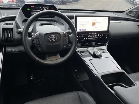 Used 2024 Toyota bZ4X Limited image 7