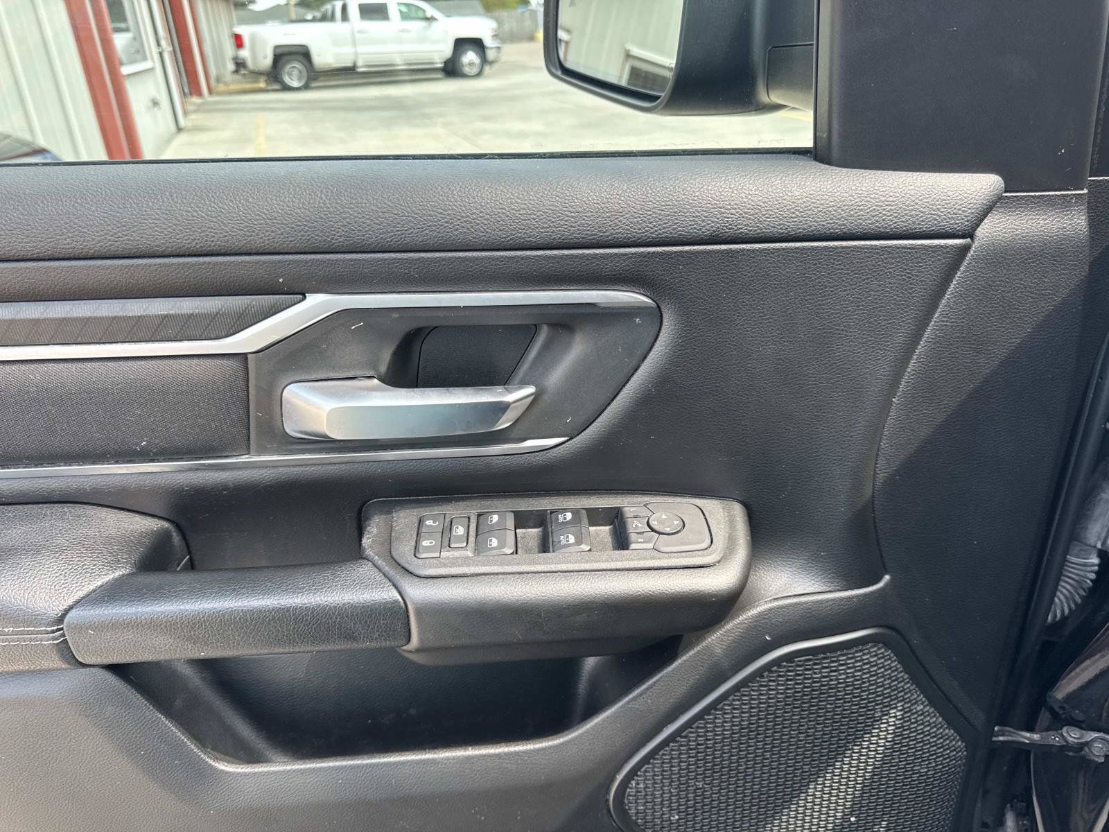 Used 2025 RAM 1500 Big Horn AWD/4WD image 19