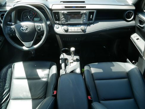 Used 2015 Toyota RAV4 Limited w/ Technology Package AWD/4WD image 10