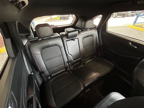Used 2025 Ford Escape ST-Line FWD image 28
