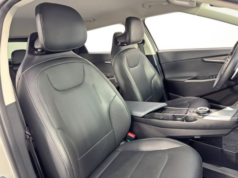 Used 2022 Kia EV6 Wind image 37