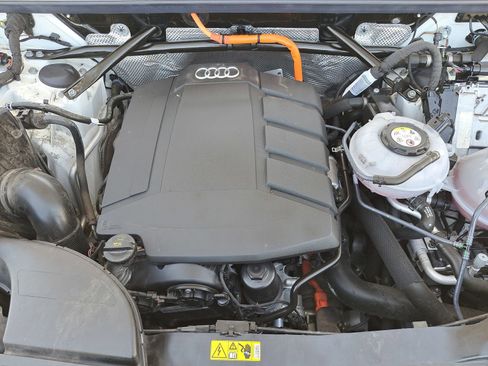 Used 2023 Audi Q5 e Premium Plus w/ Premium Plus Package AWD/4WD image 34