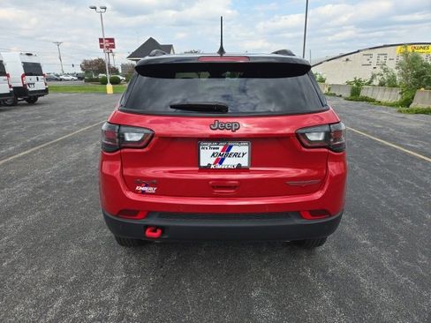 Used 2024 Jeep Compass Trailhawk w/ Trailhawk Elite Group image 4