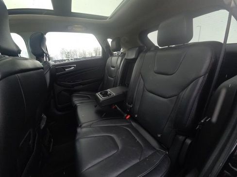 Used 2018 Ford Edge Titanium w/ Equipment Group 301A image 18