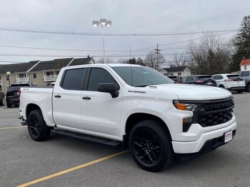 Certified 2025 Chevrolet Silverado 1500 Custom image 12