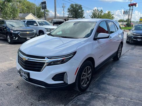 Used 2022 Chevrolet Equinox LT image 4