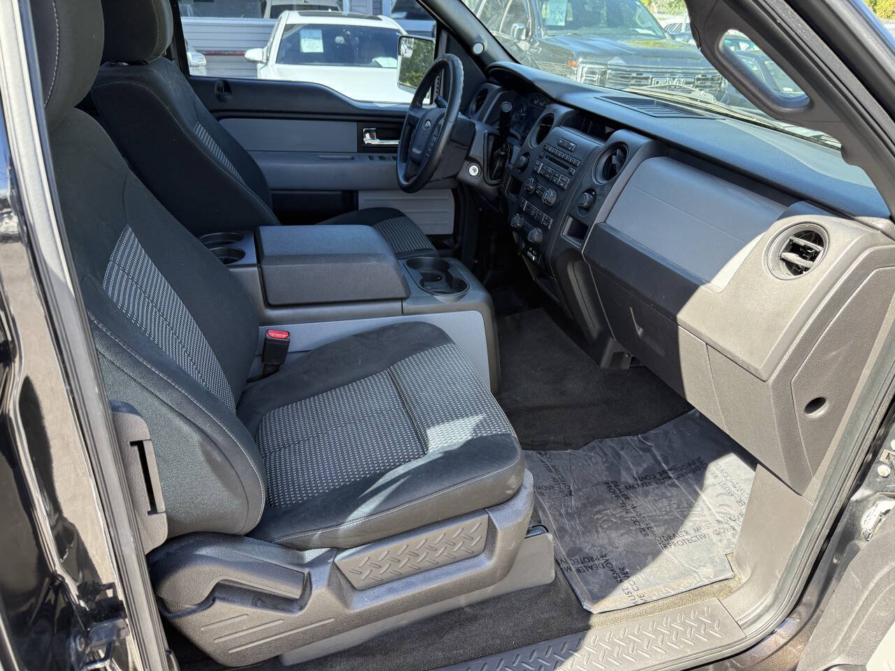 Used 2014 Ford F150 STX w/ Equipment Group 201A Mid AWD/4WD image 9