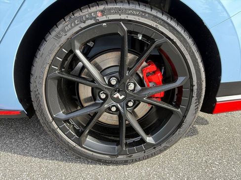 New 2026 Hyundai Elantra N FWD image 14