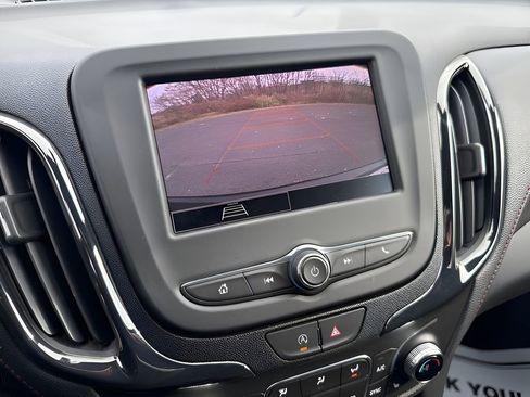 Used 2023 Chevrolet Equinox RS image 29