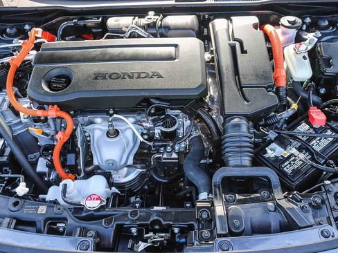 Certified 2025 Honda Civic Sport image 27