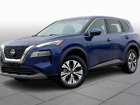 Used 2023 Nissan Rogue SV image 1