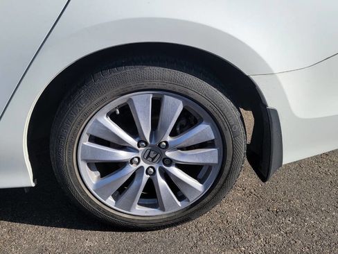 Used 2011 Honda Accord EX-L image 33