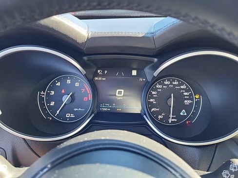 Used 2022 Alfa Romeo Stelvio Quadrifoglio w/ Active Assist Plus Package AWD/4WD image 9
