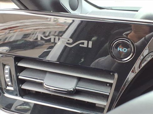 Certified 2024 Toyota Mirai XLE image 25