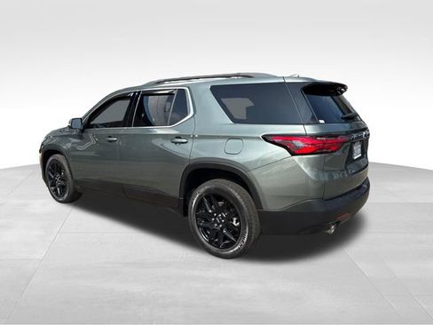 Certified 2023 Chevrolet Traverse LT FWD image 3