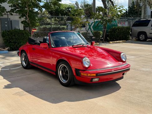 Used 1988 Porsche 911 Carrera image 4