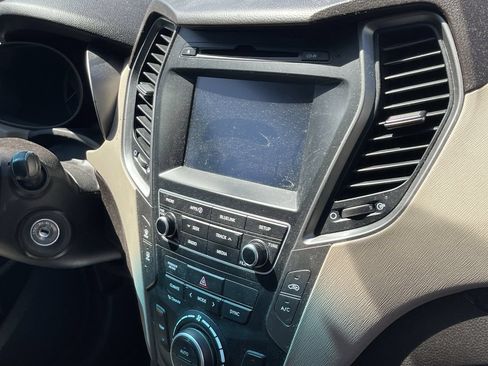 Used 2017 Hyundai Santa Fe Sport FWD image 9