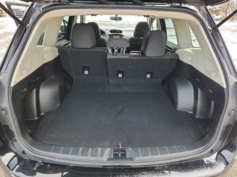 Used 2023 Subaru Forester Premium image 28