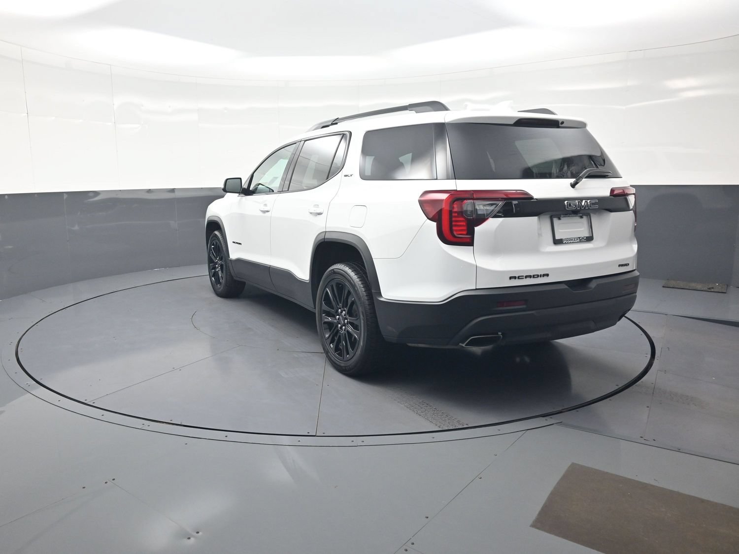 Used 2023 GMC Acadia SLT w/ Elevation Edition AWD/4WD image 5