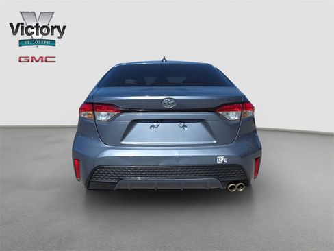 Used 2022 Toyota Corolla SE image 16