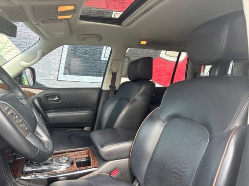Used 2018 Nissan Armada Platinum w/ Interior Lighting Package RWD image 14