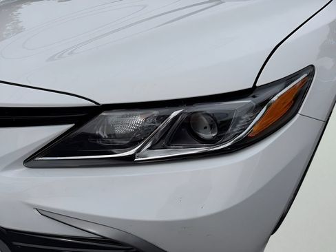 Used 2024 Toyota Camry LE FWD image 10