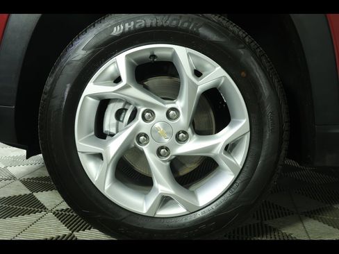 Used 2024 Chevrolet Trax LS w/ LS Convenience Package image 9