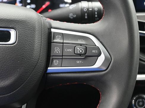 Used 2024 Jeep Compass Trailhawk image 13