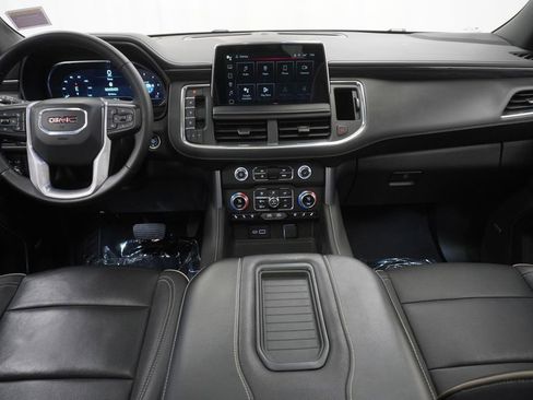 Used 2024 GMC Yukon SLT w/ SLT Premium Package AWD/4WD image 29