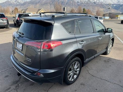 Used 2017 Toyota RAV4 Limited image 6