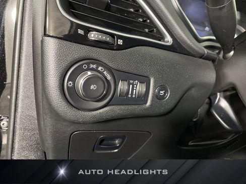 Used 2023 Jeep Cherokee Altitude Lux image 24