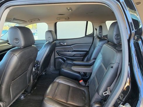 Used 2019 GMC Acadia SLT w/ Black Edition image 12