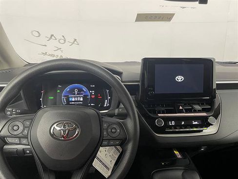 New 2026 Toyota Corolla LE FWD image 15