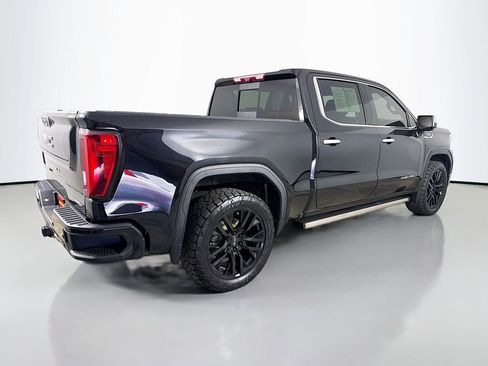 Used 2021 GMC Sierra 1500 Denali w/ Denali Carbonpro Edition image 8