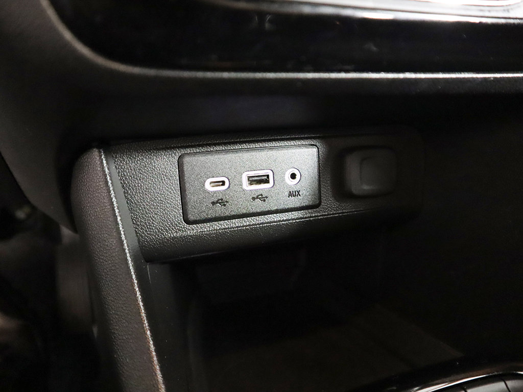 Used 2021 Buick Encore GX Preferred FWD image 38